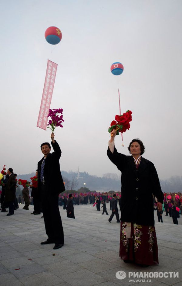 Unveiling of Kim Jong-il Monument in Pyongyang - Sputnik International