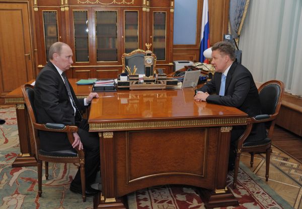 Vladimir Putin and Alexei Miller Vladimir Putin and Alexei Miller - Sputnik International