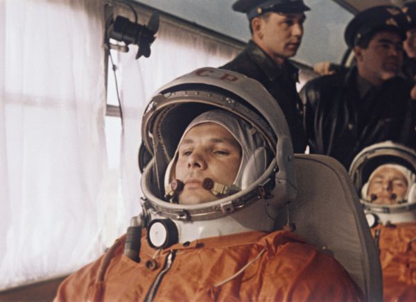 The Vostok-1 rocket fragment with the signature of Yuri Gagarin has been sold at the auction in Berlin for 7,500 euros [about $9,700]. - Sputnik International