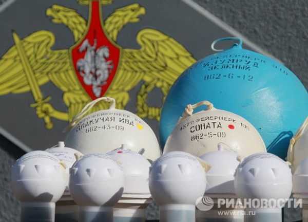 Fireworks Battalion Trains for Victory Day Display - Sputnik International