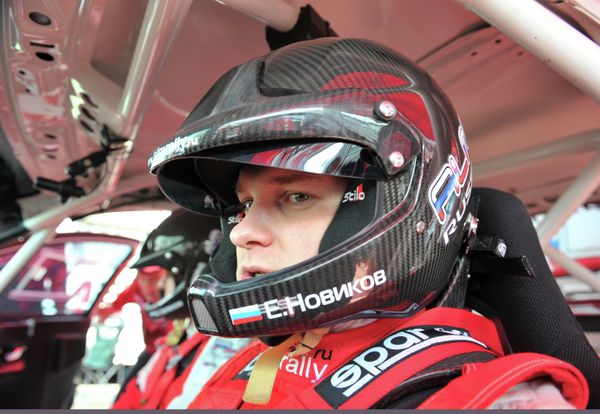 Russian rally driver Evgeny Novikov - Sputnik International