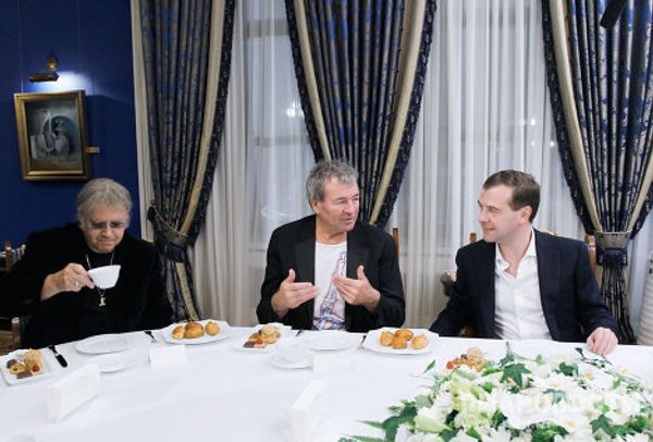 10 Hobbies of President Dmitry Medvedev - Sputnik International