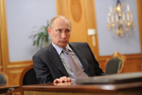 Russian President Vladimir Putin will hold talks with his Abkhaz and South Ossetian counterparts in Russia’s Black Sea resort of Sochi on Friday  - Sputnik International