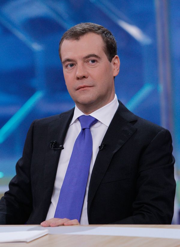 Dmitry Medvedev - Sputnik International