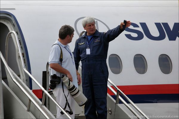Russian Superjet-100 Aircraft Missing in Indonesia - Sputnik International