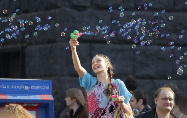 Number of Happy Russians Rises to Record 82% – Poll          - Sputnik International