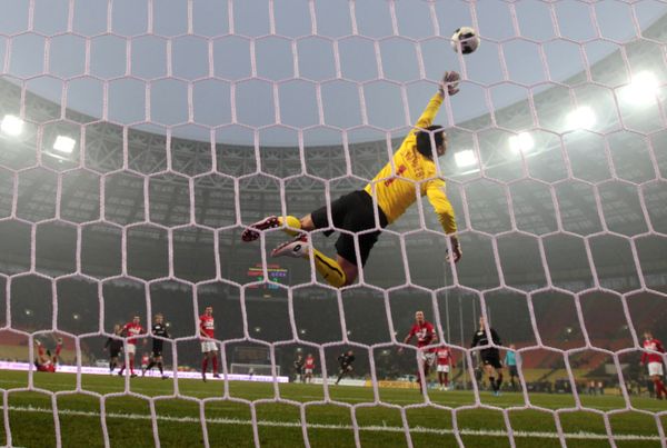 Putin Signs Match-Fixing Bill Into Law - Sputnik International