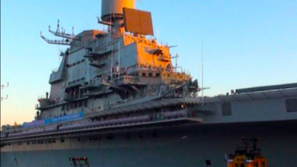 Aircraft Carrier with Ski-Jump Sails for Trial Run - Sputnik International