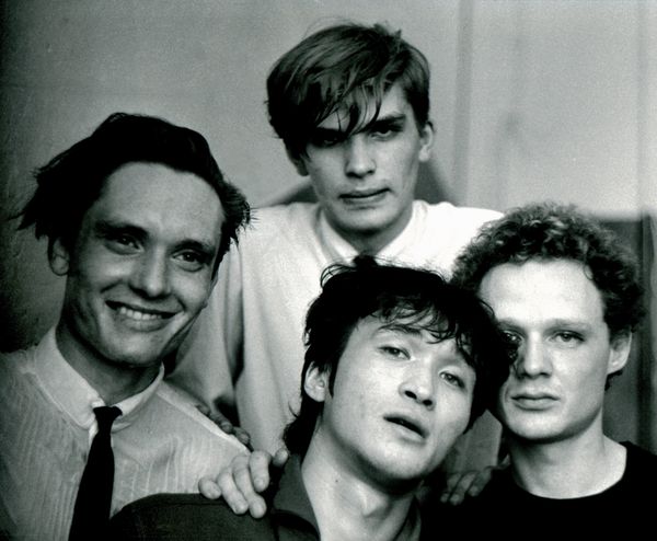 Viktor Tsoi: From Loafer to Lone Genius Viktor Tsoi: From Loafer to Lone Genius - Sputnik International