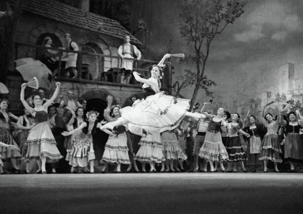 Don Quixote in motion: best ballet performances from different years Don Quixote in motion: best ballet performances from different years - Sputnik International