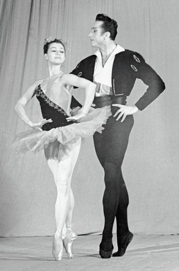 Don Quixote in motion: best ballet performances from different years Don Quixote in motion: best ballet performances from different years - Sputnik International