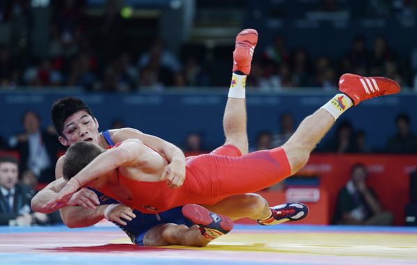 Kim Hyeonwoo of South Korea won wrestling gold in the men’s 66kg division Tuesday, beating Hungary’s Tamas Lorincz on points in the final - Sputnik International