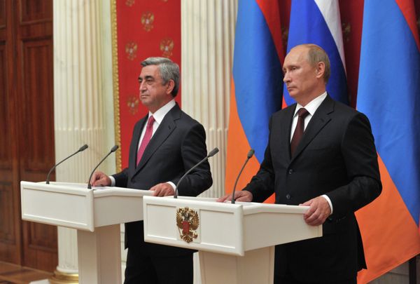 Serzh Sargsyan and Vladimir Putin Serzh Sargsyan and Vladimir Putin - Sputnik International