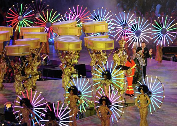 Artists perform during Rio de Janeiro's presentation of the 2016 Olympic Games, during the closing ceremony of this year's Olympics in London on August 12, 2012 - Sputnik International
