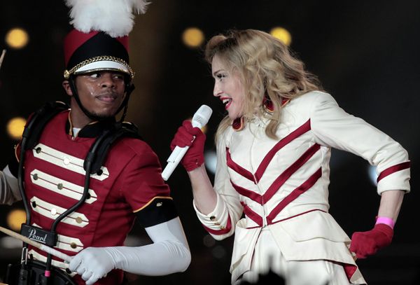 Russian Activists to Sue Madonna for $10 Mln over Concert Russian Activists to Sue Madonna for $10 Mln over Concert - Sputnik International