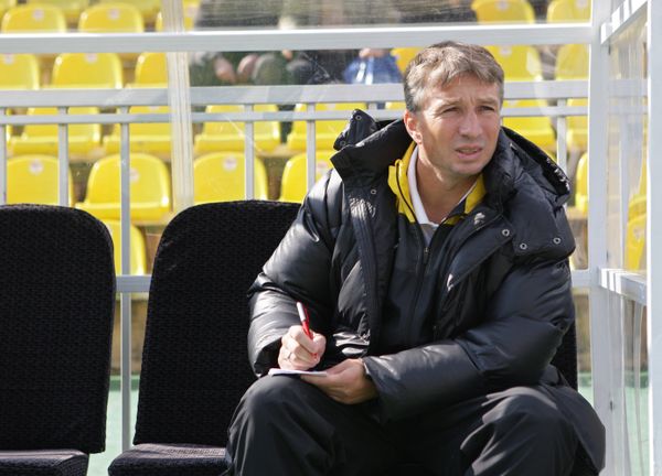 Dan Petrescu - Sputnik International