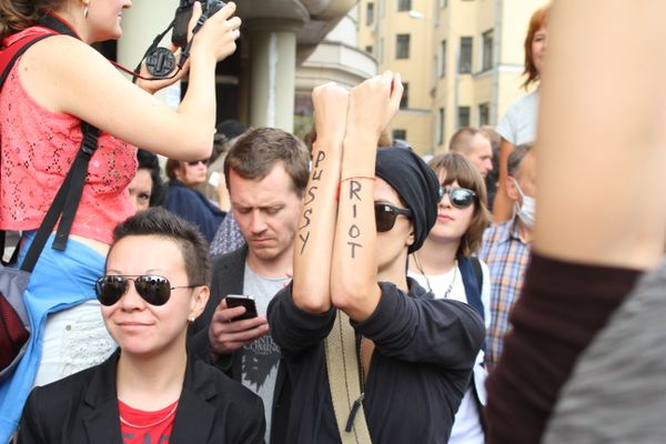Supporters of Pussy Riot punk group - Sputnik International