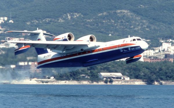 Beriev Be-200 amphibious firefighting aircraft Beriev Be-200 amphibious firefighting aircraft - Sputnik International