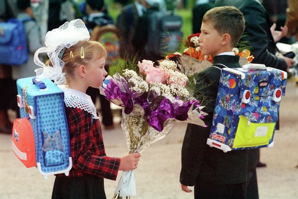 Back to School or How Moscow School Students Changed in the Past 50 Years Back to School or How Moscow School Students Changed in the Past 50 Years - Sputnik International