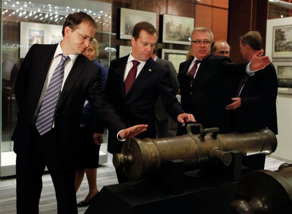Medvedev Opens Triumphal Arch and 1812 Patriotic War Museum Medvedev Opens Triumphal Arch and 1812 Patriotic War Museum - Sputnik International