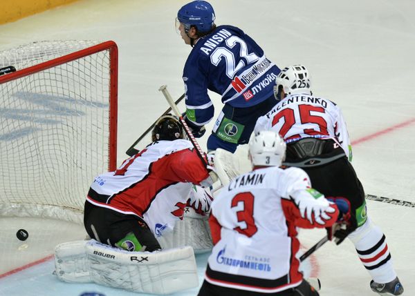 KHL Gets Under Way With Dynamo Victory  - Sputnik International