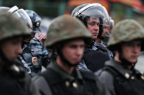 Russian law enforcement officials at an event in Moscow - Sputnik International