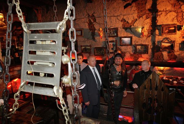Putin Rides with the Night Wolves - Sputnik International