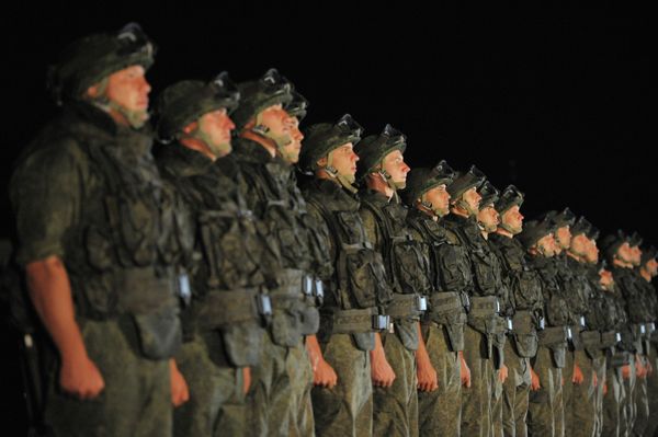 Russian military equipment sets Ratnik, nicknamed “future soldier uniforms,” was tested during recent Caucasus-2012 command post exercise. - Sputnik International