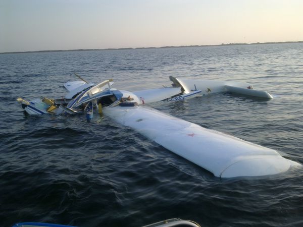 Drunk Pilot Crashes Aircraft Drunk Pilot Crashes Aircraft - Sputnik International