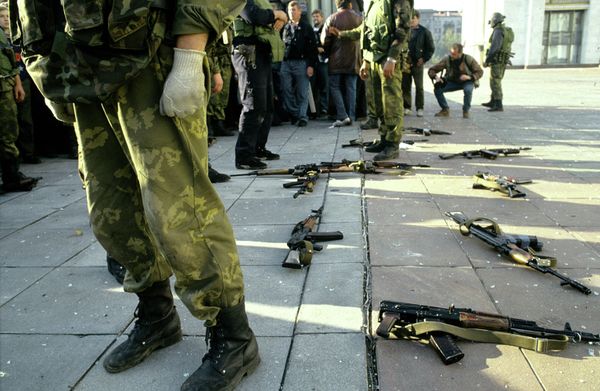 Tanks on Moscow’s Streets During October 1993 Revolt  - Sputnik International