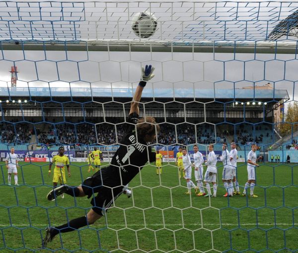 Anzhi Beat Dynamo 2-0 to Stretch RPL Lead  - Sputnik International