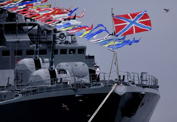 Navy day celebrated in Russian city of Vladivostok in 2012 - Sputnik International
