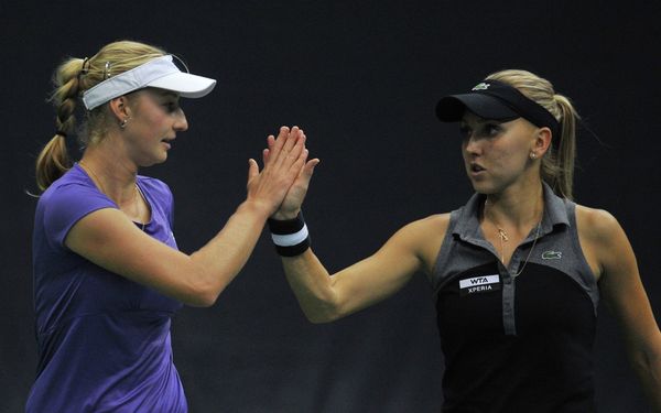 Elena Vesnina and Ekaterina Makarova - Sputnik International