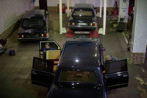 New ZIL Limousines Ready to Hit the Road New ZIL Limousines Ready to Hit the Road - Sputnik International