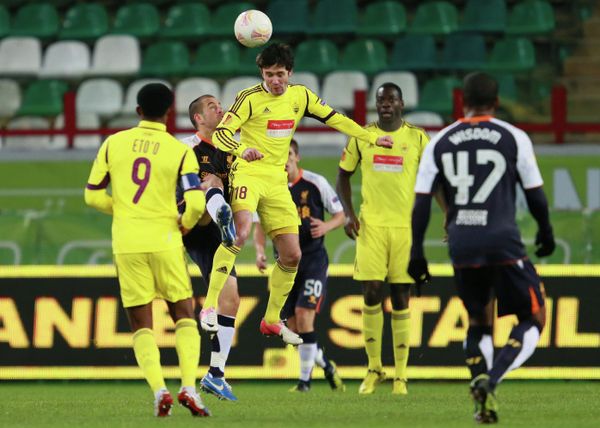 Anzhi Defeat Liverpool in Europa League - Sputnik International