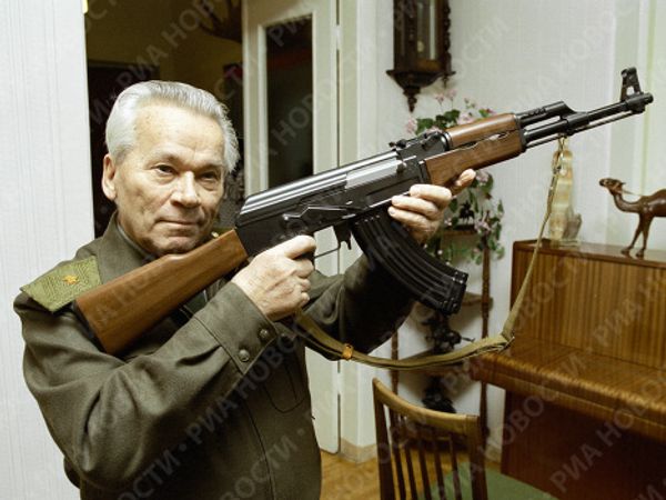Mikhail Kalashnikov Dies at Age 94 - Sputnik International