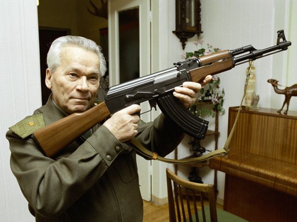 Mikhail Kalashnikov (archive) - Sputnik International