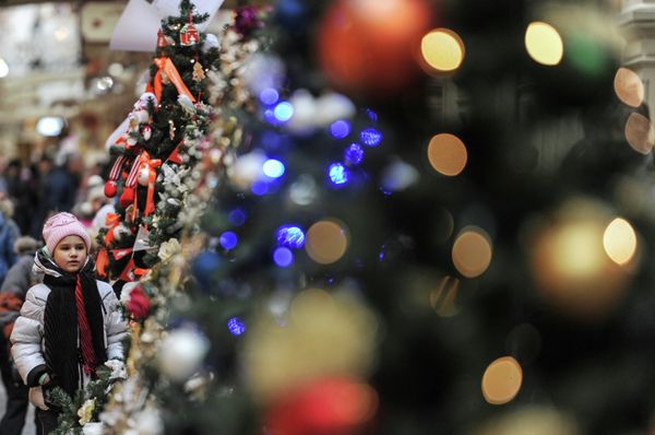 Moscow’s GUM Decked out for New Year’s - Sputnik International