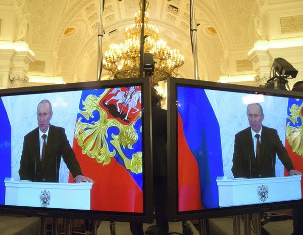 Russia President Vladimir Putin during his state-of-the-nation address in Moscow - Sputnik International