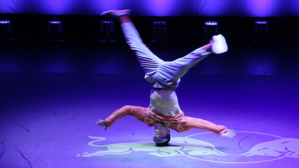 Break Dancers Interpreting Classical Bach - Sputnik International