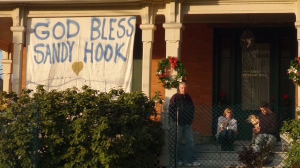 Sandy Hook Elementary School in Newtown - Sputnik International