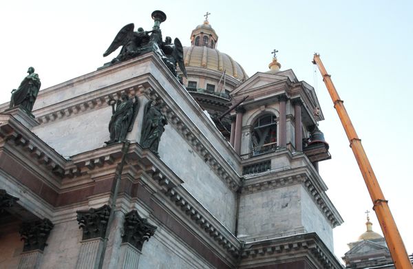 St. Petersburg Cathedral Gets Largest Bell Back St. Petersburg Cathedral Gets Largest Bell Back - Sputnik International