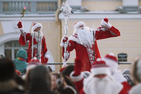 Father Frost Visits St. Petersburg - Sputnik International