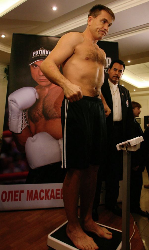 Maskaev Will KO Beck – Valuev         - Sputnik International