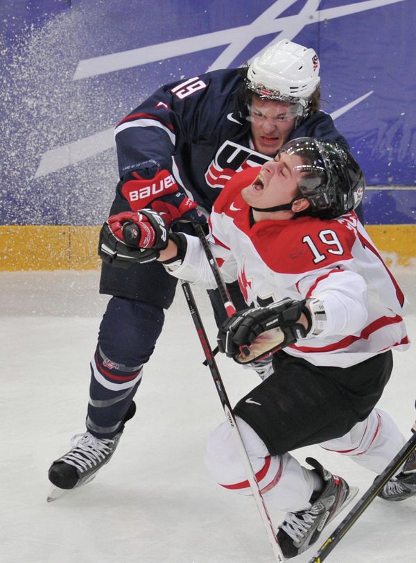 Russian Fans Beat Canadians at World Juniors    - Sputnik International