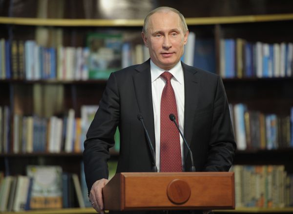 Russian President Vladimir Putin has opened the new headquarters of the Russian Geographical Society in Moscow - Sputnik International