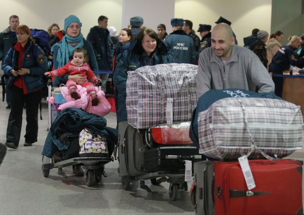 Russia Evacuates its Nationals from Syria - Sputnik International