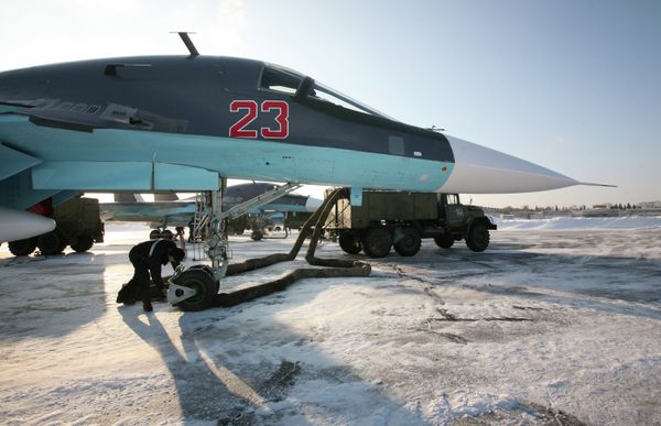 Sukhoi Delivers 5 Su-34 Bombers to Russian Air Force - Sputnik International