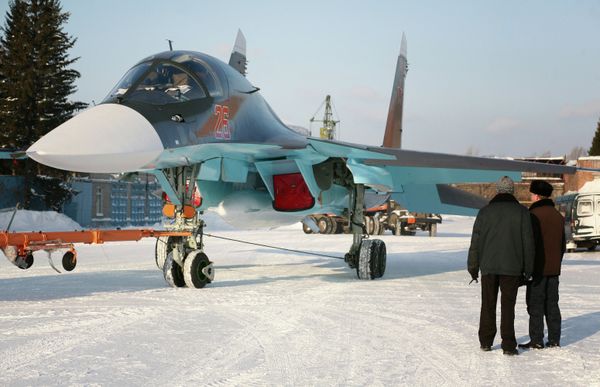 Sukhoi Delivers 5 Su-34 Bombers to Russian Air Force - Sputnik International