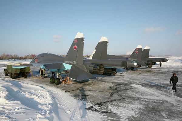 Sukhoi Delivers 5 Su-34 Bombers to Russian Air Force - Sputnik International